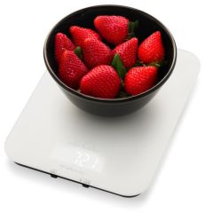 877090000 Tami bílá